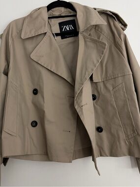 ZARA Short Double-Breasted Trench Jacket in Khaki